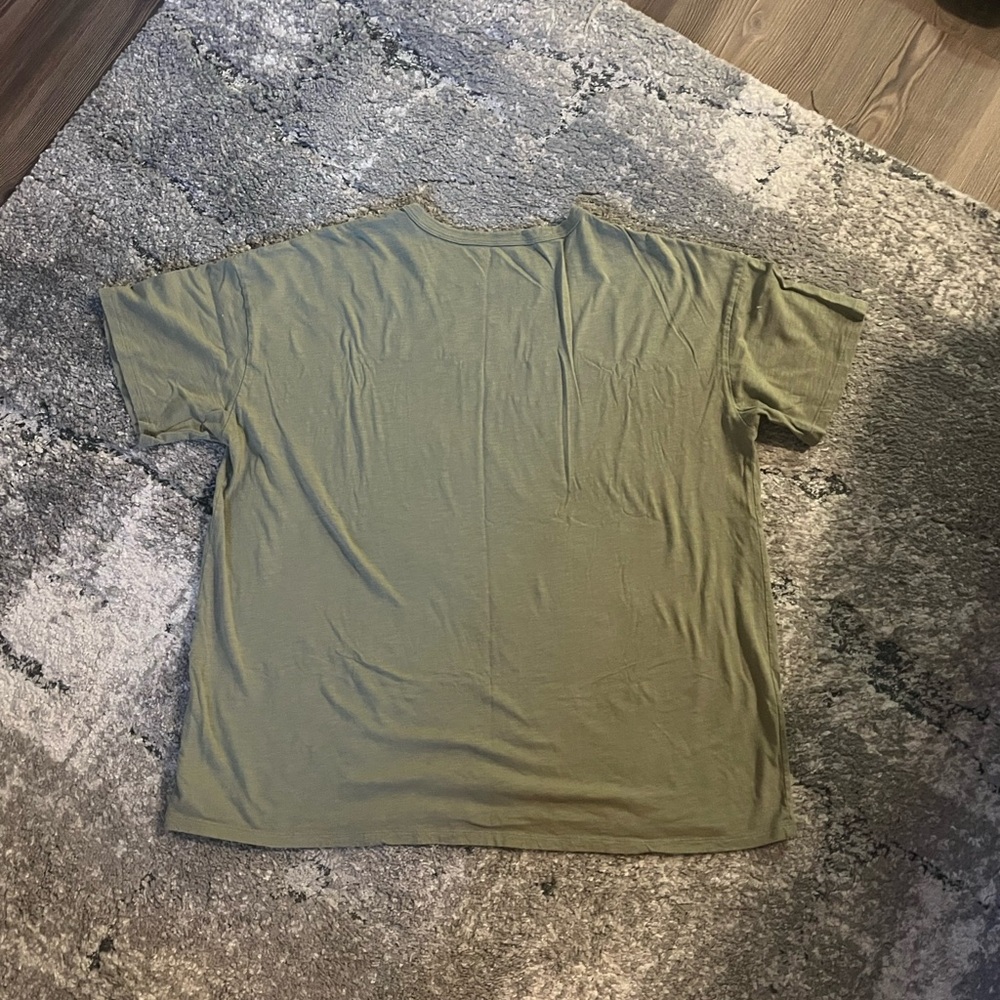 American Eagle Aerie Shirt View 3